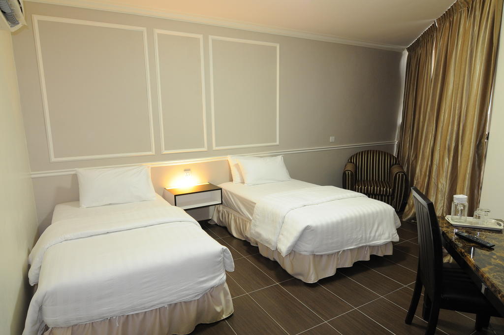 Luscious Hotel Bukit Mertajam Buitenkant foto